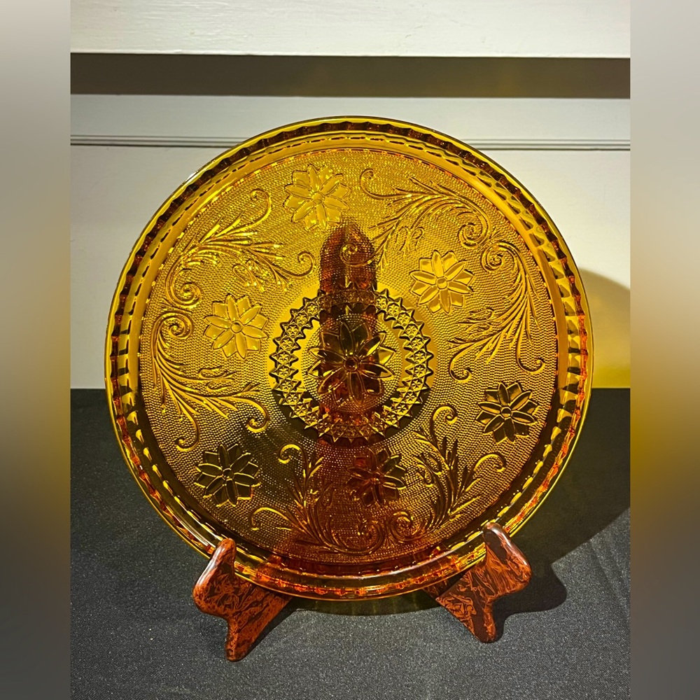 Vintage Tiara Indiana Daisy 1205 amber glass platter 10.25"